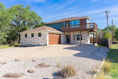Photo of 410 Summit Ridge DR N, Point Venture, TX 78645 (MLS # 1448417)