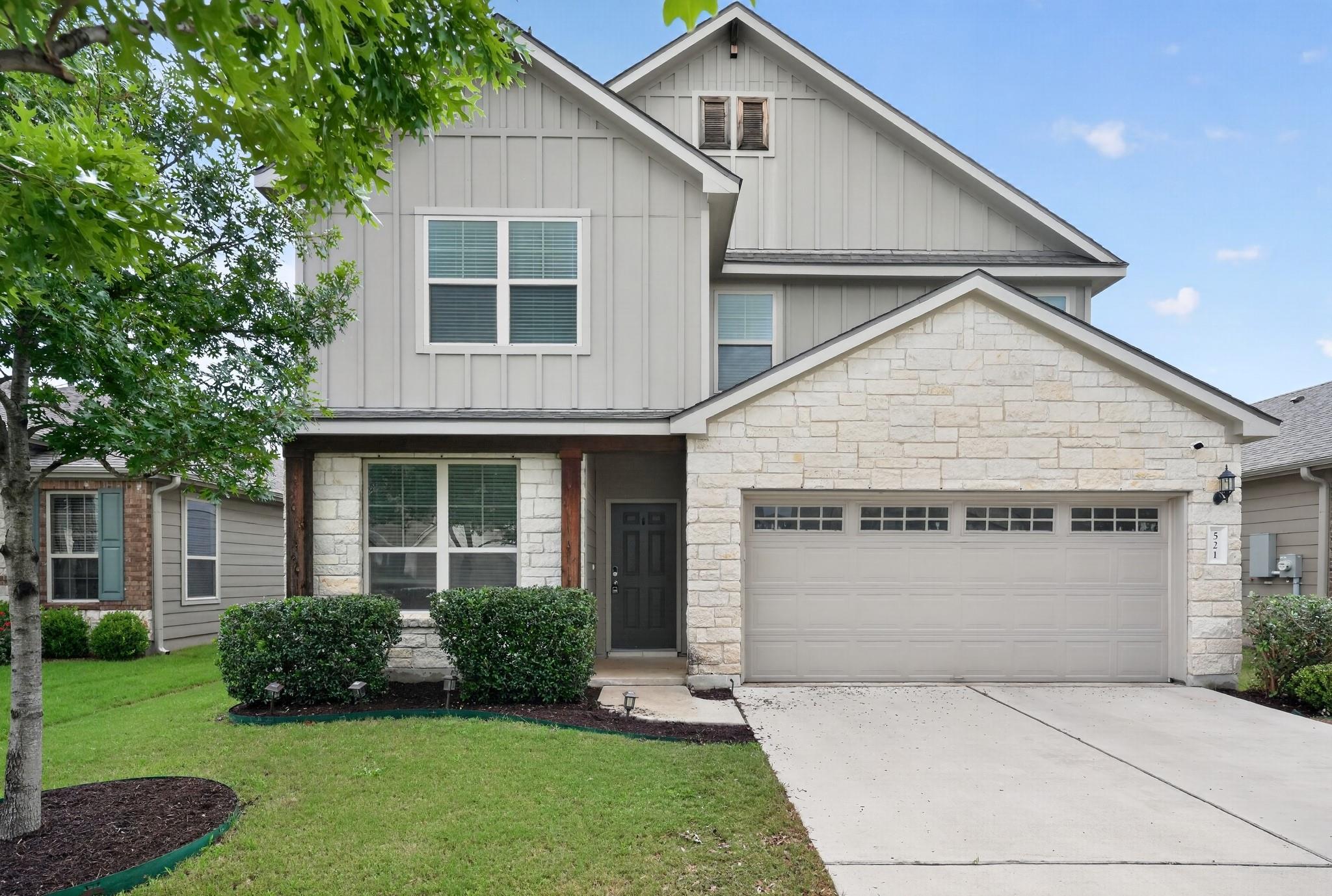 Photo 1 of 39 — 521 Staton ST, Georgetown, TX 78626