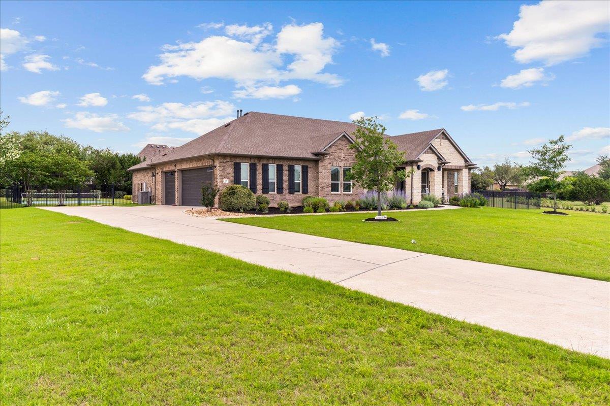 437 July Johnson DR