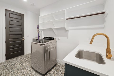 Tiny photo for 4902 Country Club DR, Lago Vista, TX 78645 (MLS # 9000970)