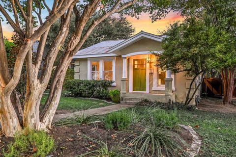 Photo of 303 Ben Howell DR, Austin, TX 78704 (MLS # 9212200) Photo of 303 Ben Howell DR, Austin, TX 78704 (MLS # 9212200)