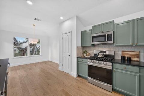 Tiny photo for 5706 Pecanwood LN, Austin, TX 78749 (MLS # 7700025)