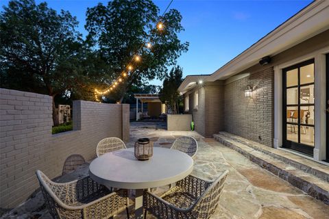 Tiny photo for 4607 Balcones DR, Austin, TX 78731 (MLS # 8672441)