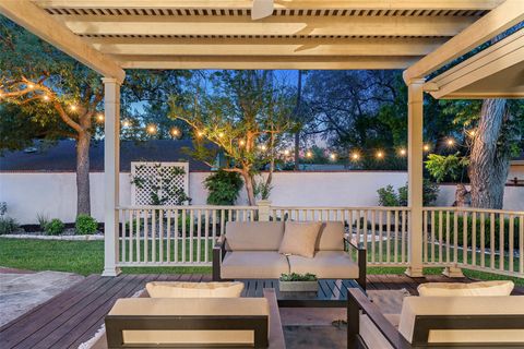 4607 Balcones DR Austin TX 78731