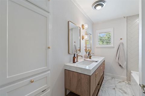 Tiny photo for 4607 Balcones DR, Austin, TX 78731 (MLS # 8672441)