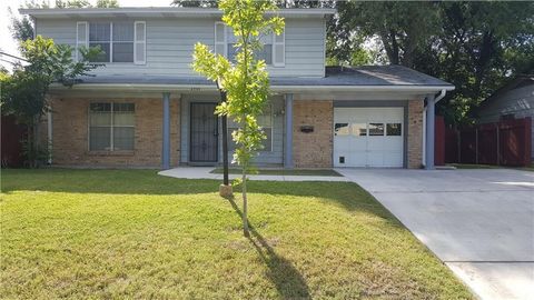 Photo of 6704 Dubuque LN, Austin, TX 78723 (MLS # 6085499)