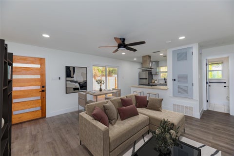Photo of 8405 Georgian DR, Austin, TX 78753 (MLS # 3978211)