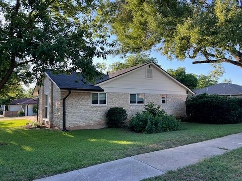 Tiny photo for 2608 Coatbridge DR, Austin, TX 78745 (MLS # 5491228)