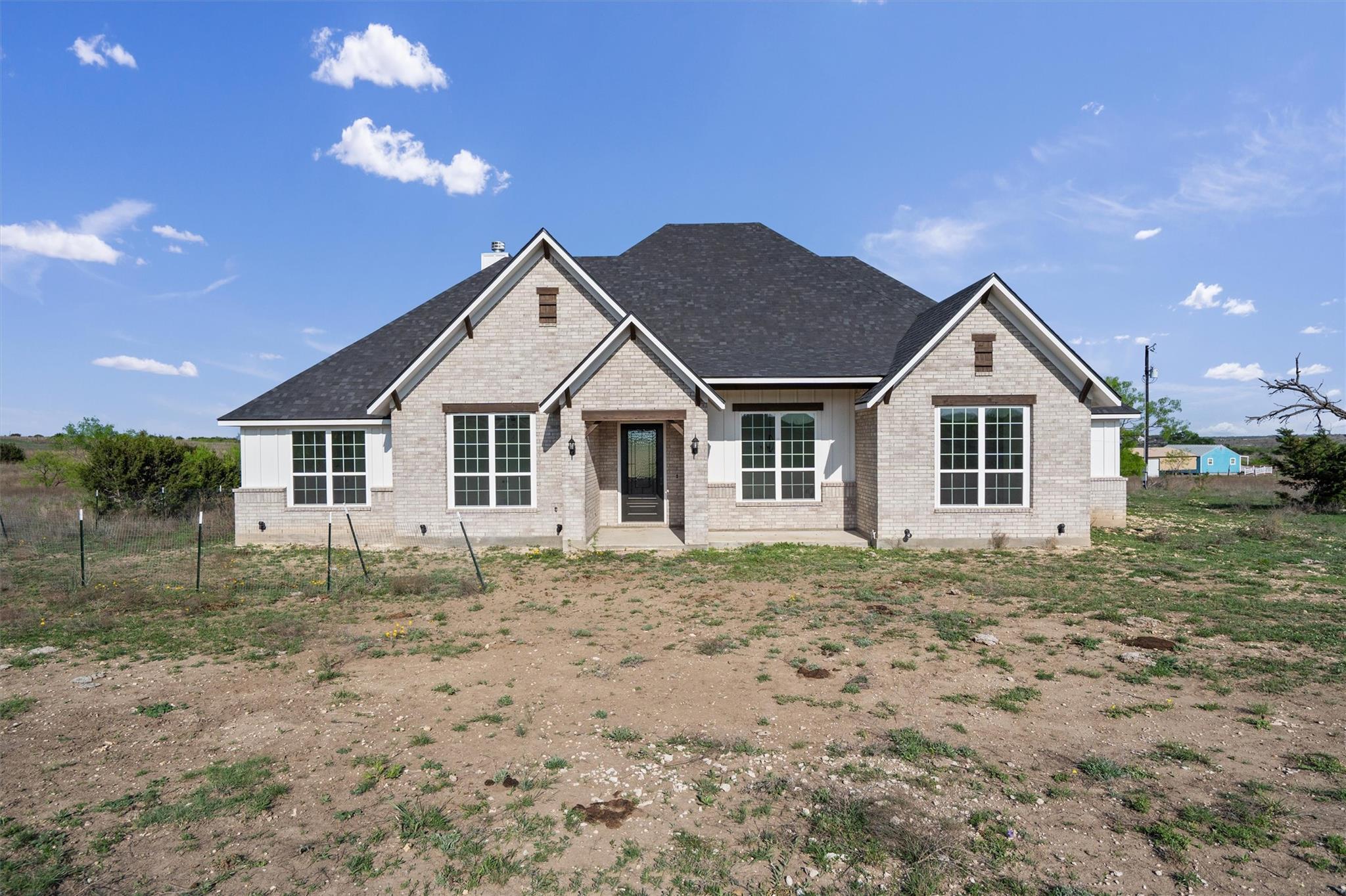 1208 County Road 2337 RD