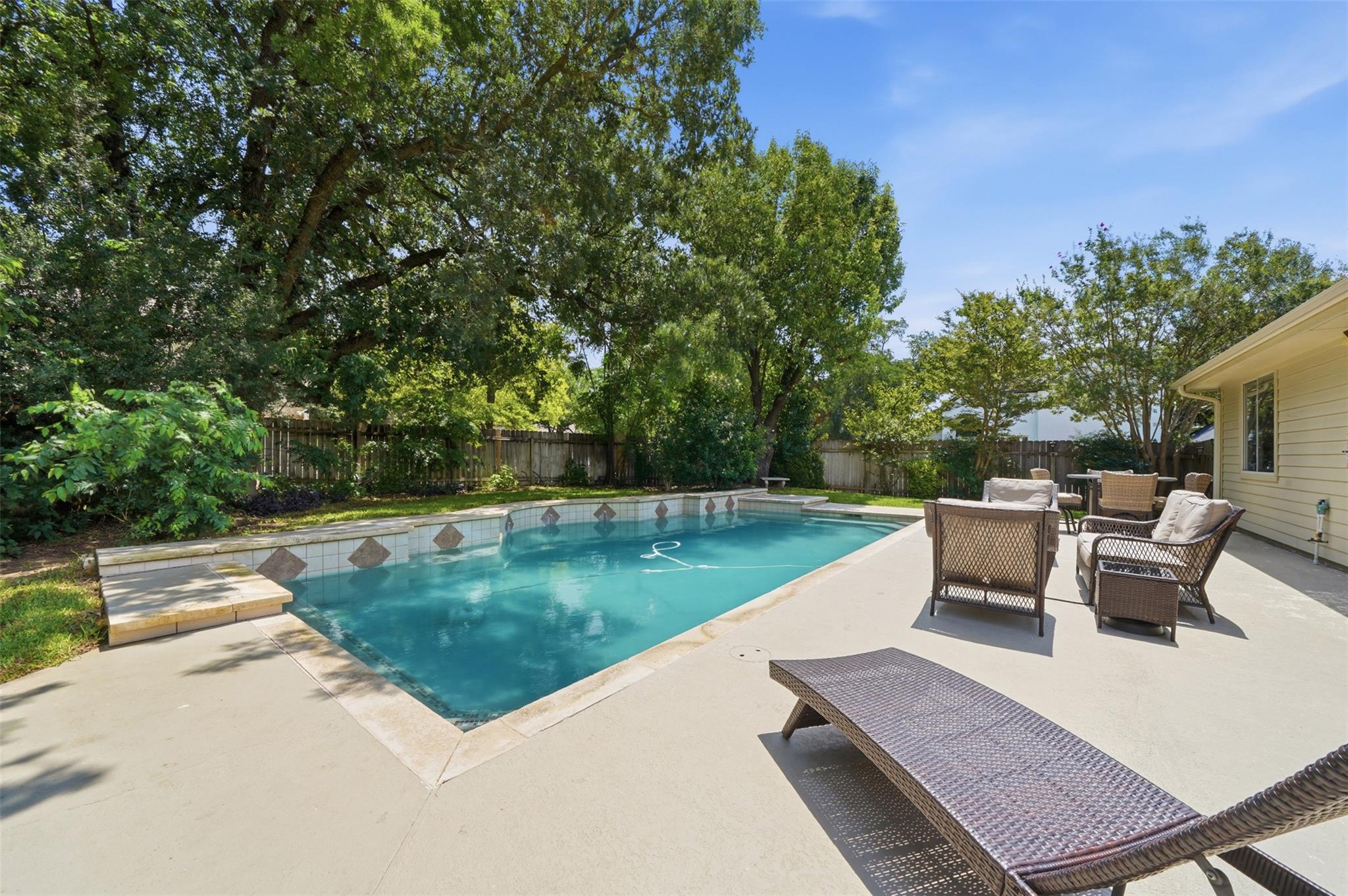 4022 Honey Bear LOOP
