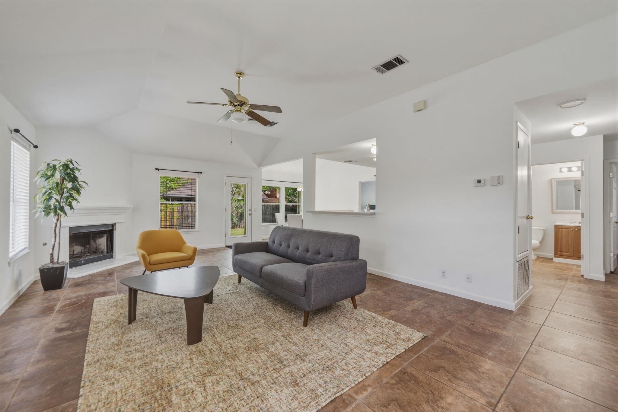 1590 Brandi CIR