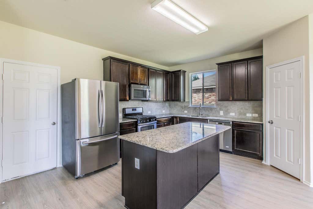 Photo of 316 Pine Arbol, Buda, TX 78610 (MLS # 7763296)