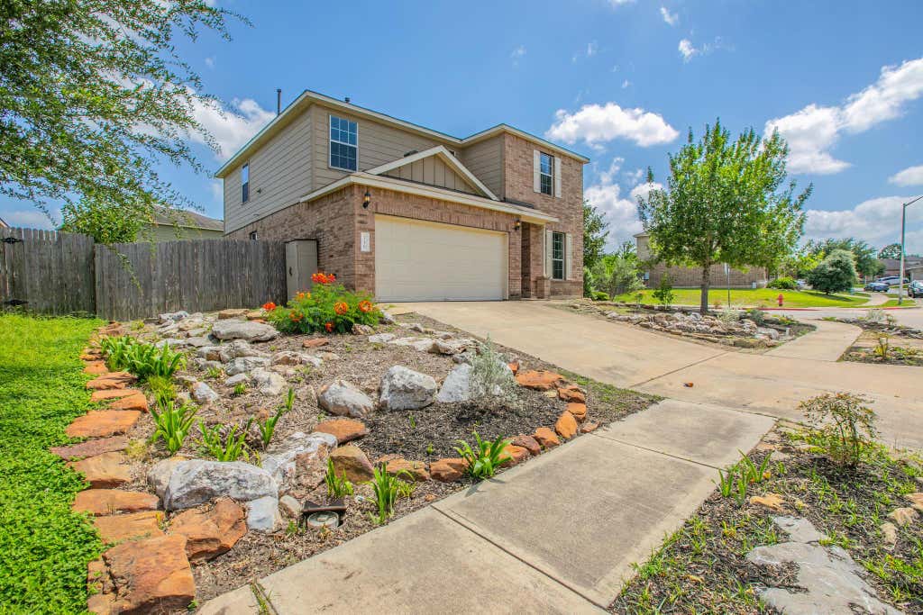 Photo of 316 Pine Arbol, Buda, TX 78610 (MLS # 7763296)