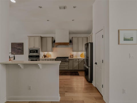 Tiny photo for 12516 Uvalde Creek DR, Austin, TX 78732 (MLS # 3656019)