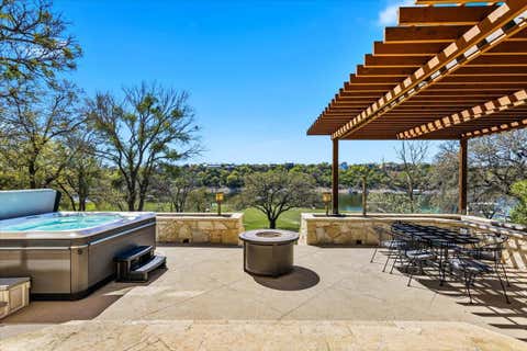 Tiny photo for 25207 Lake View DR, Spicewood, TX 78669 (MLS # 6390644)