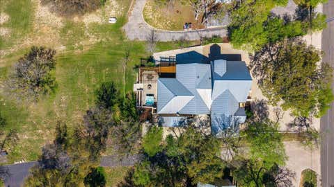 Tiny photo for 25207 Lake View DR, Spicewood, TX 78669 (MLS # 6390644)
