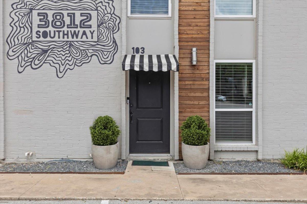 3812 Southway DR 103