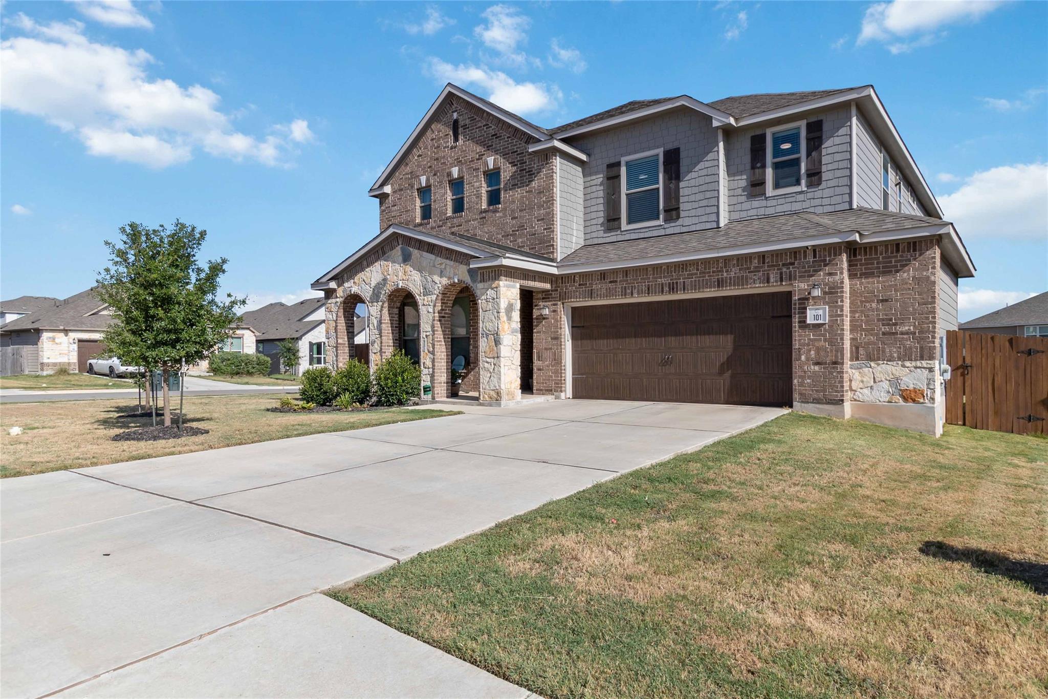 101 Redcliff Path, Kyle, TX, 78640