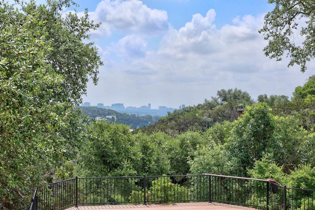 807 Terrace Mountain DR