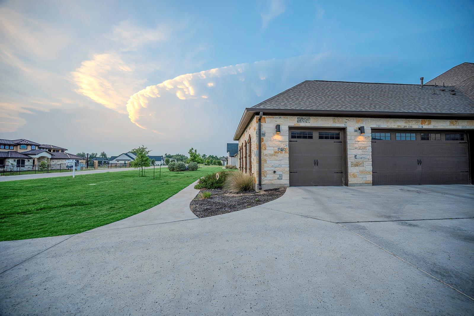 227 Dally CT