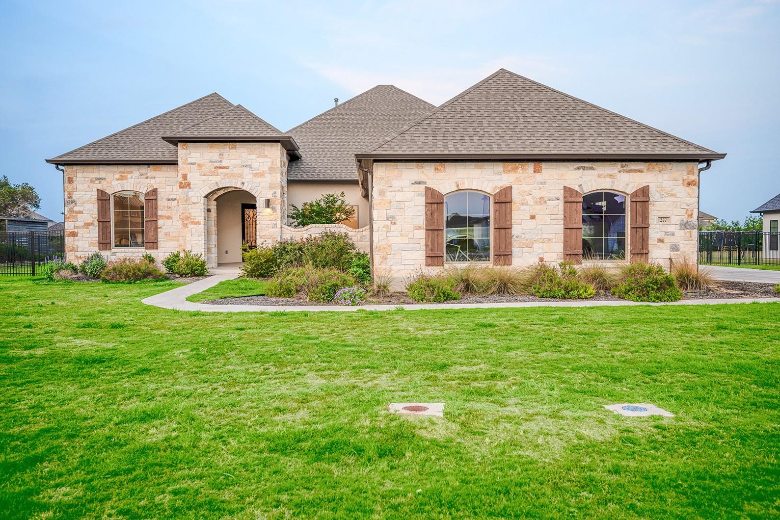 227 Dally CT