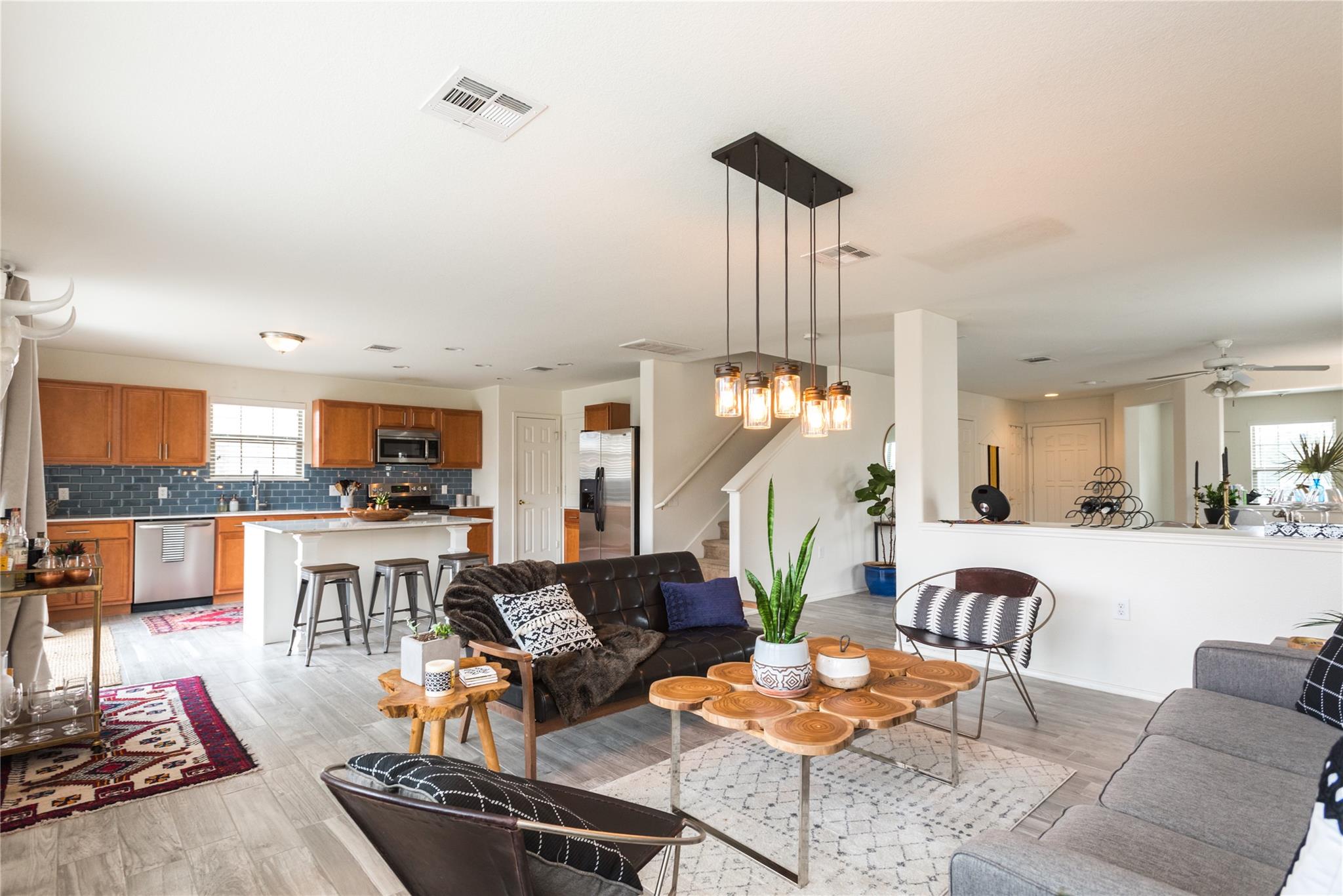 5511 Apple Orchard LN