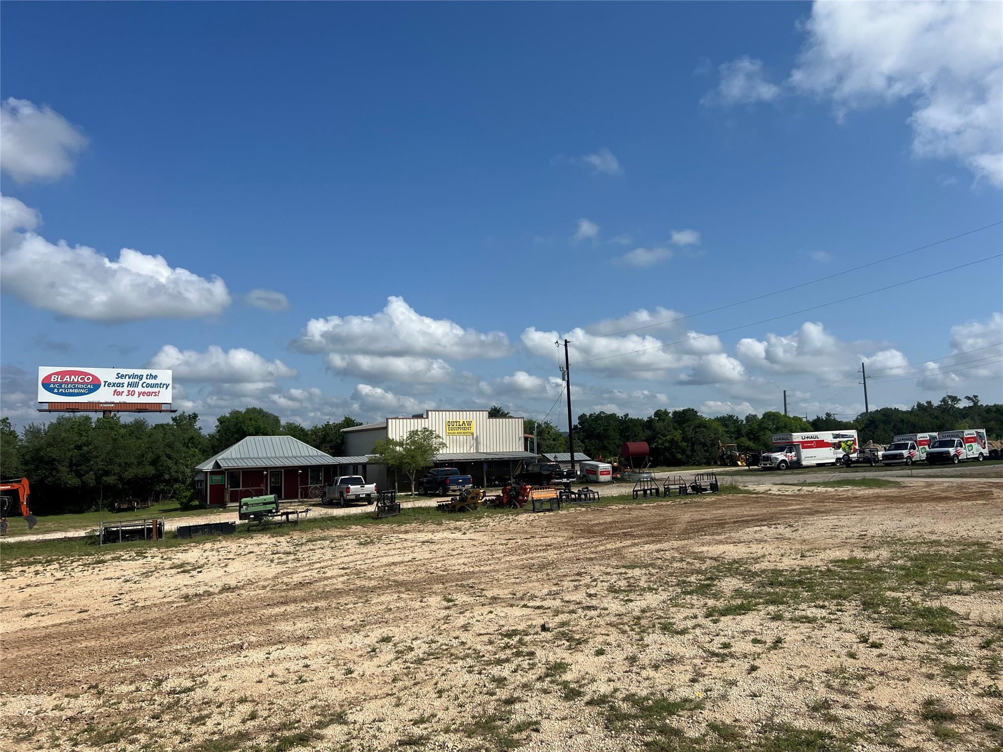 1698 S US Hwy 281 Highway S