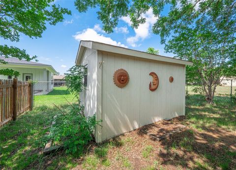 Tiny photo for 2312 Mac Arthur Ave, Lago Vista, TX 78645 (MLS # 1510425)
