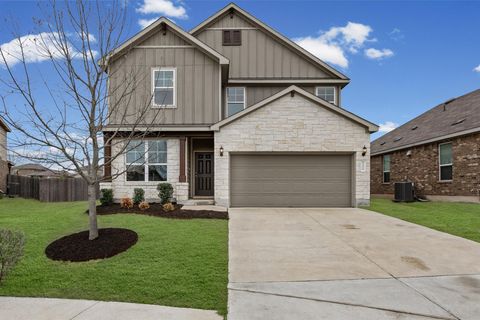 332 Bayberry CIR Buda TX 78610