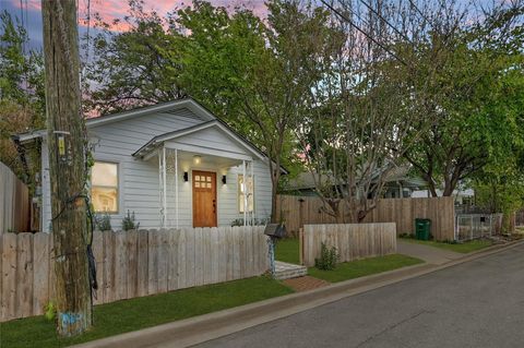 Tiny photo for 2404 Santa Rita ST, Austin, TX 78702 (MLS # 5624295)