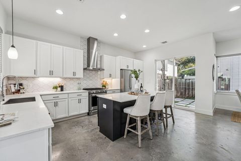 Tiny photo for 739 Gunter ST #1, Austin, TX 78702 (MLS # 6439466)