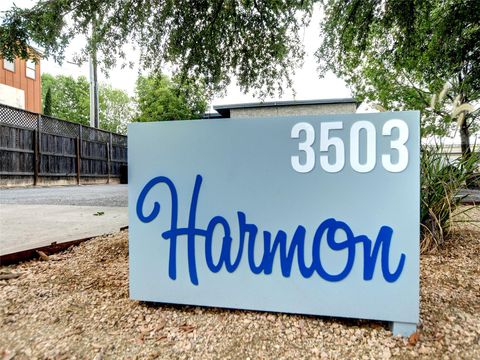 Photo of 3503 Harmon ave Ave #201, Austin, TX 78705 (MLS # 6215312)