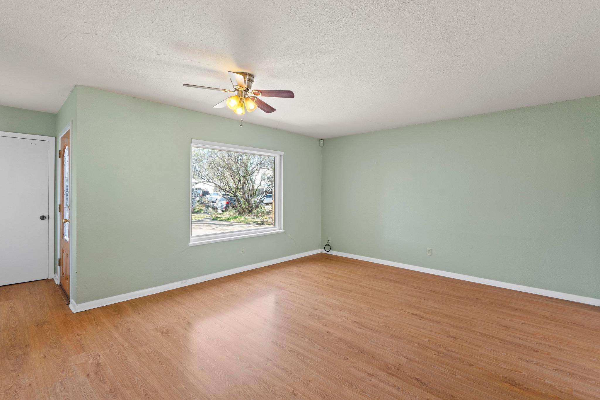 5511 Duval ST