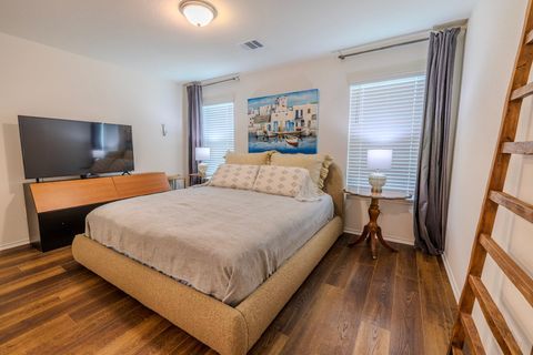 Tiny photo for 13605 Abigail Adams ST, Manor, TX 78653 (MLS # 4679404)