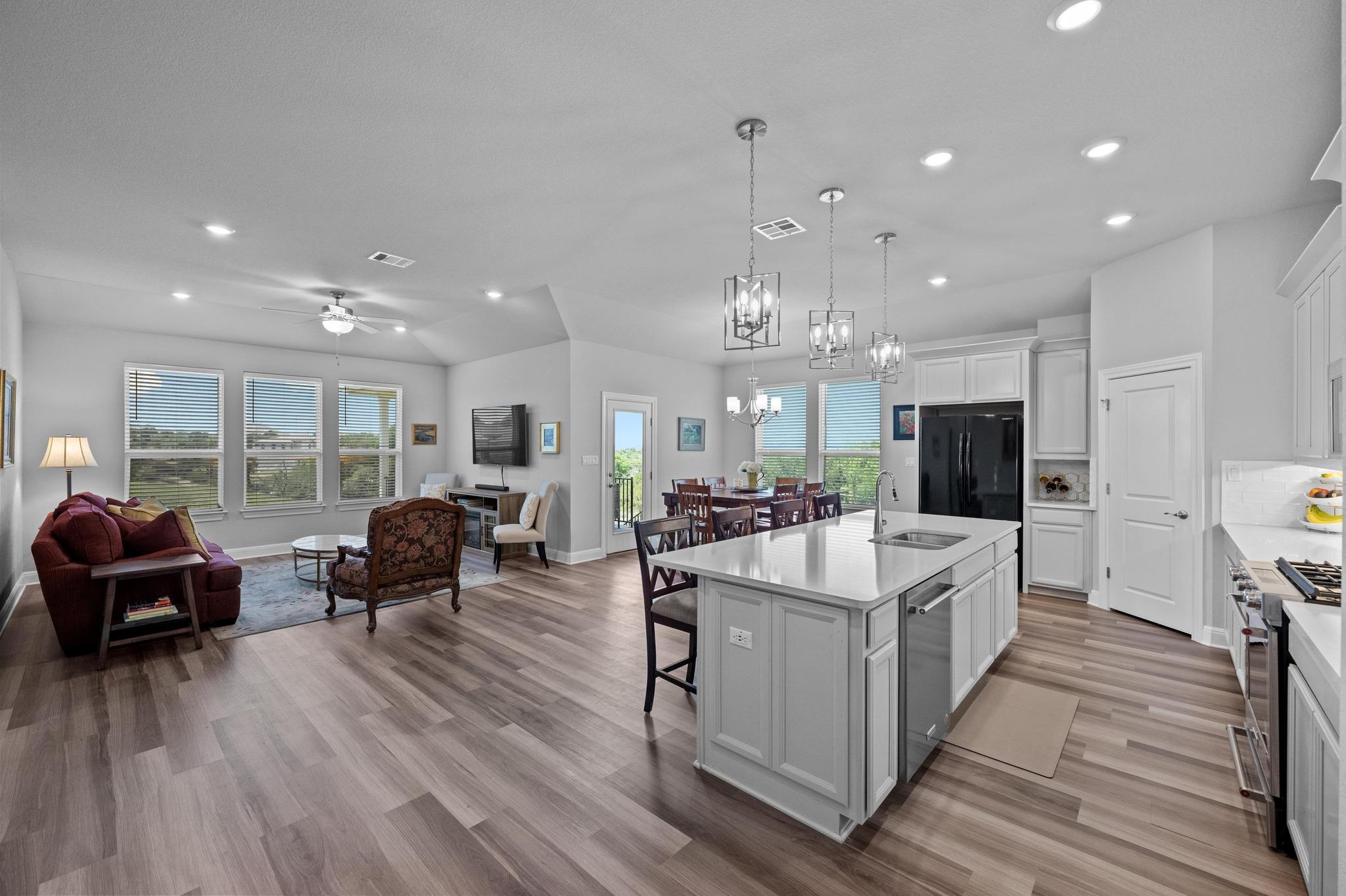 293 Beach Mountain RD