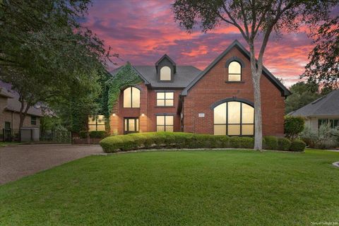 Photo of 30108 Torrey Pines CIR, Georgetown, TX 78628 (MLS # 8840536)