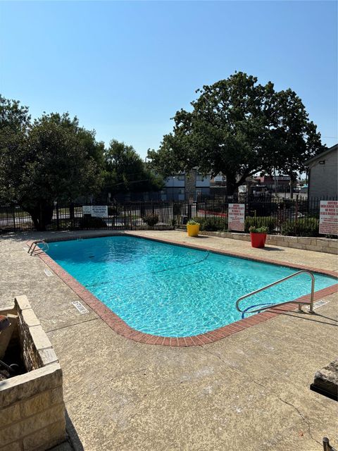 Tiny photo for 2124 Burton DR #164, Austin, TX 78741 (MLS # 5285510)