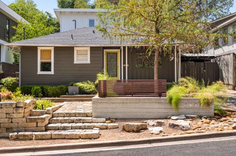 Tiny photo for 1001 Daniel DR, Austin, TX 78704 (MLS # 4802534)