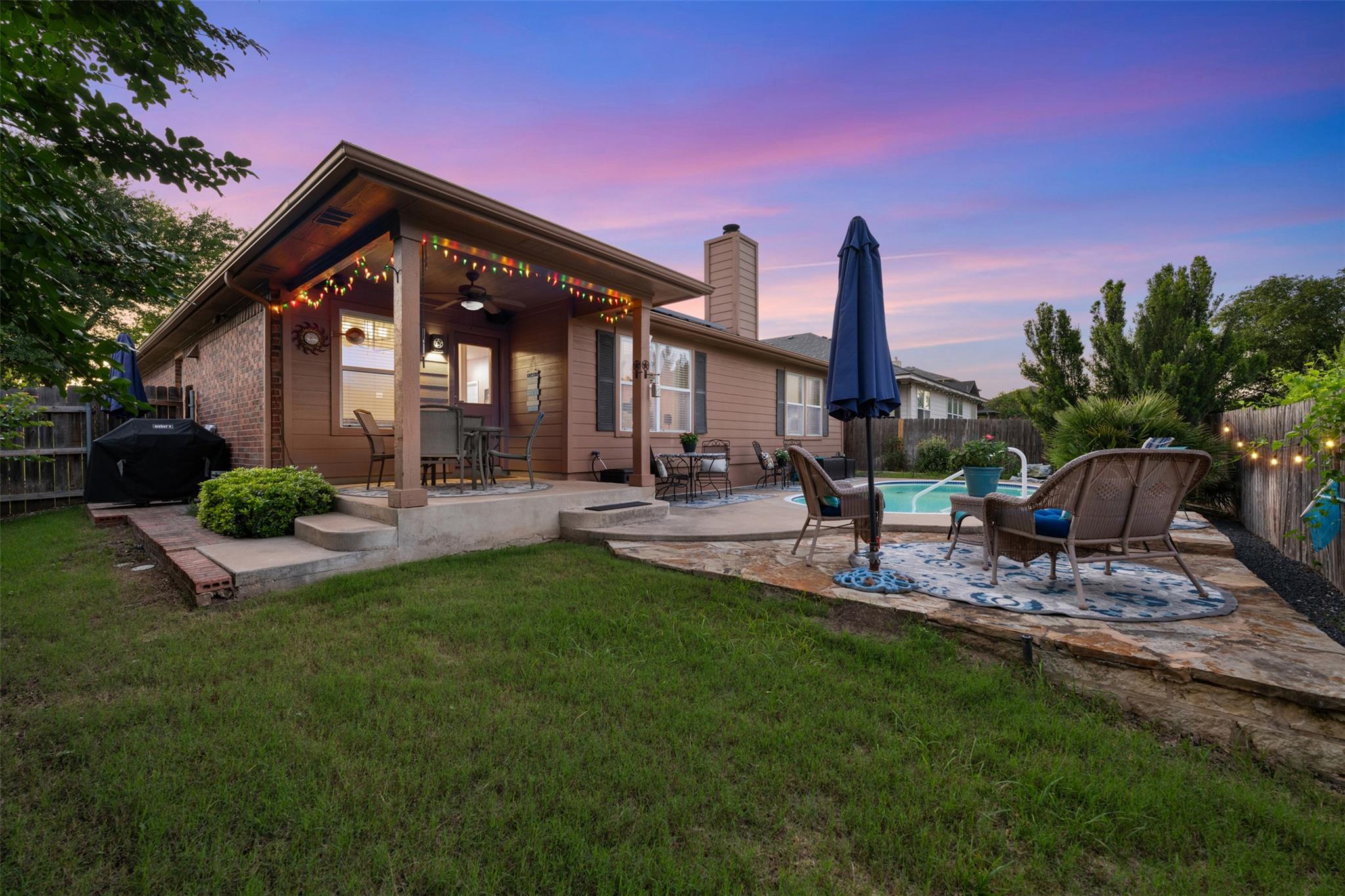 1301 Four Cabin CT