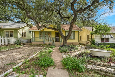 Photo of 802 W Gibson ST, Austin, TX 78704 (MLS # 4472748)