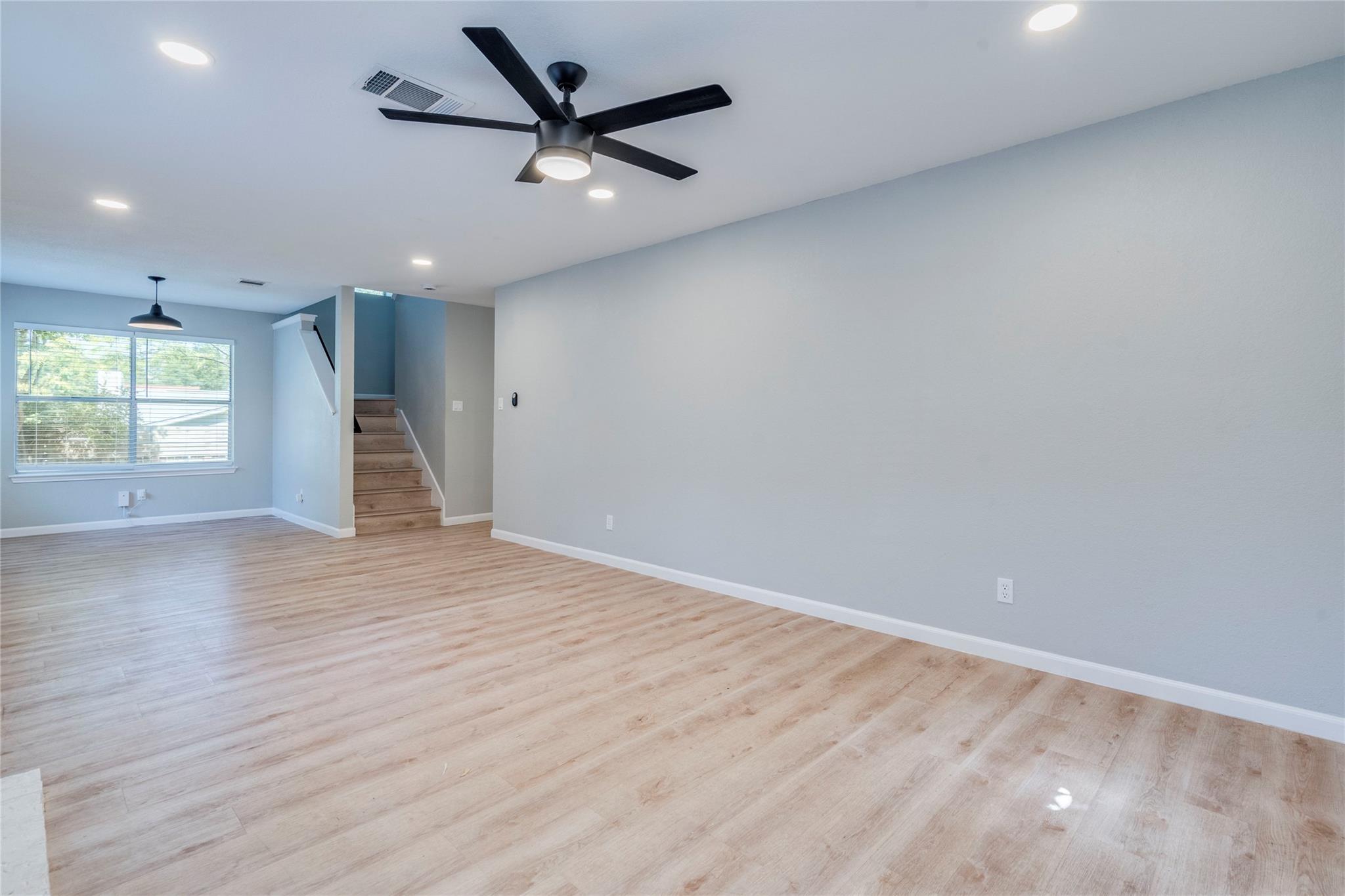13808 Lothian DR