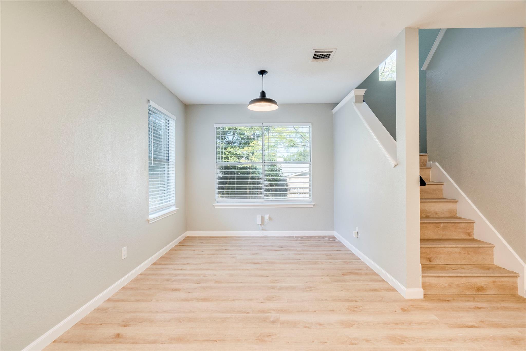 13808 Lothian DR