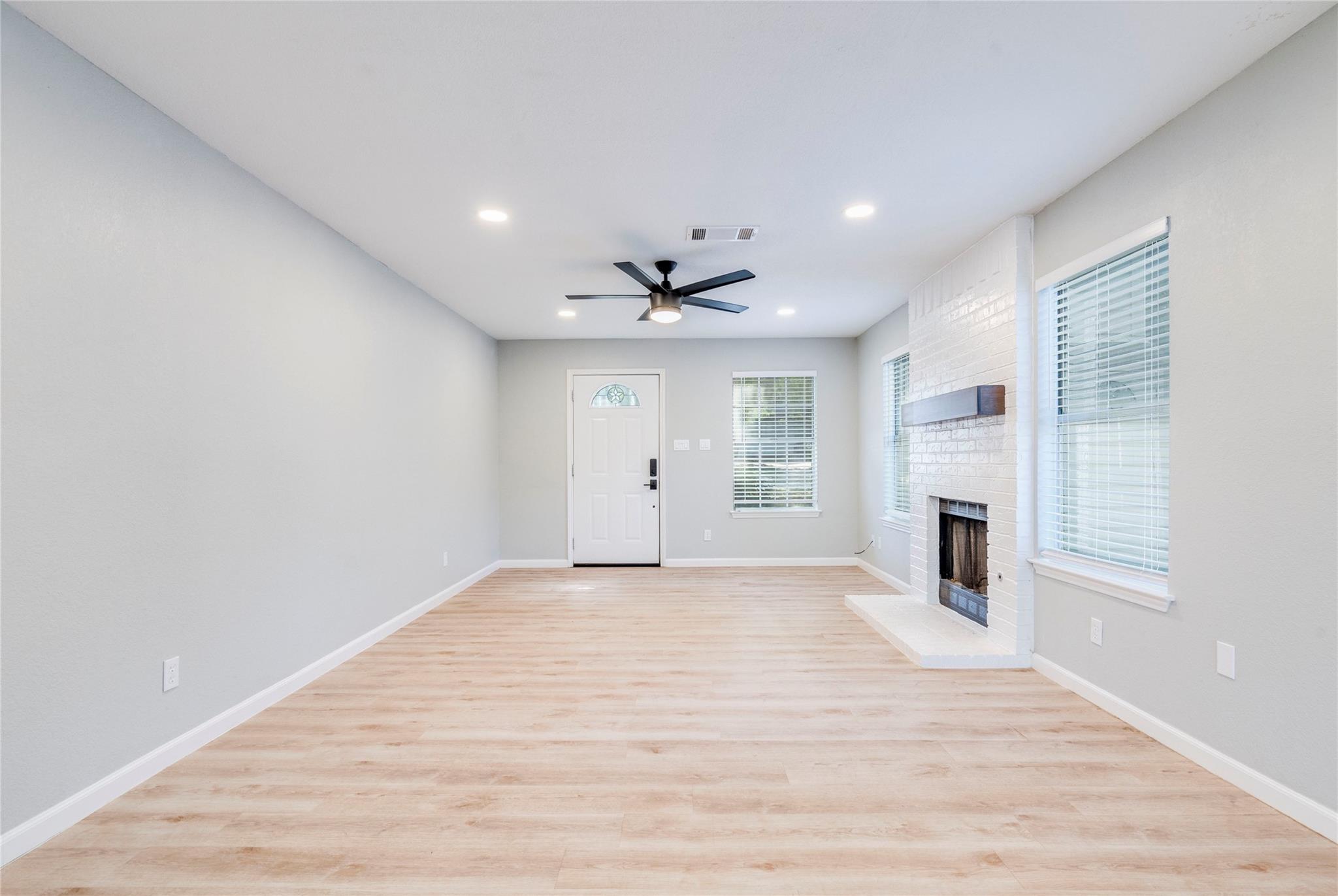 13808 Lothian DR