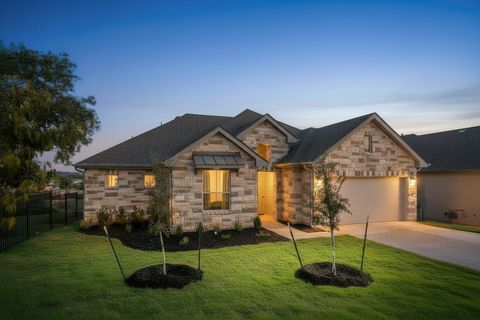 Photo of 1901 N Chateau Lane LN N, Kerrville, TX 78028 (MLS # 5309856)