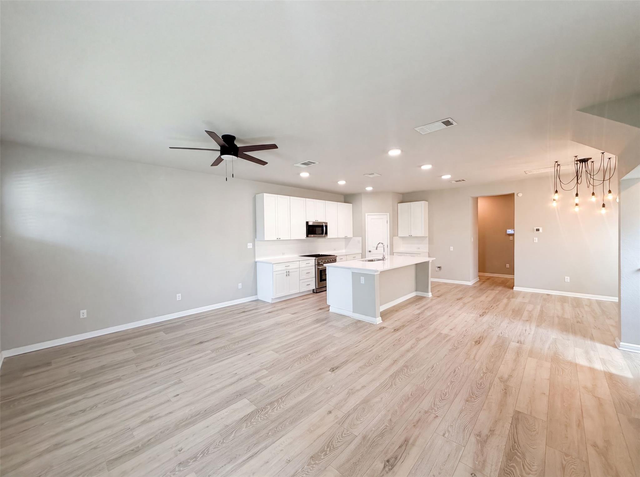 304 Lost Mine Peak LN