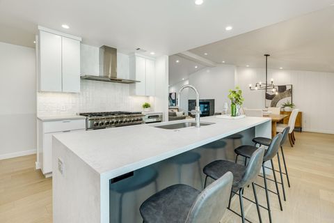 Tiny photo for 5706 Highland Hills CIR, Austin, TX 78731 (MLS # 2415182)