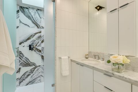 Tiny photo for 5706 Highland Hills CIR, Austin, TX 78731 (MLS # 2415182)