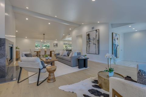 5706 Highland Hills CIR Austin TX 78731