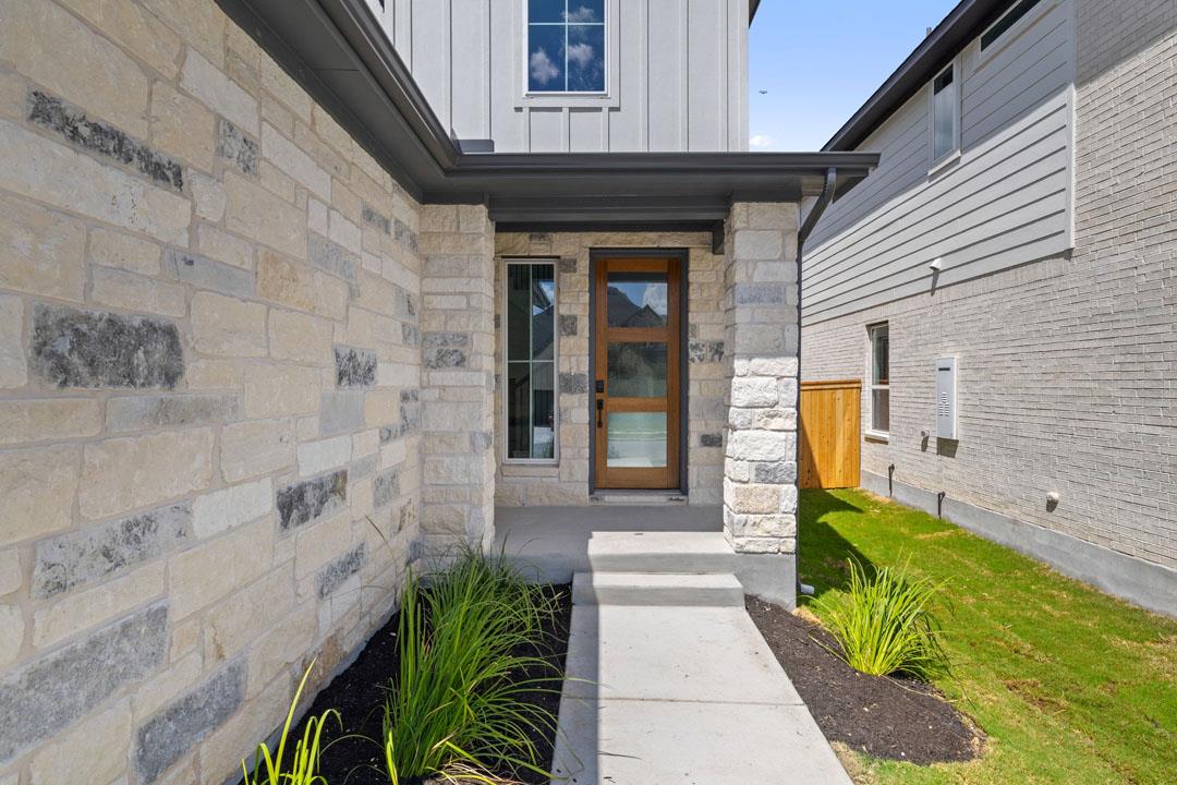 592 Darley Oak Drive