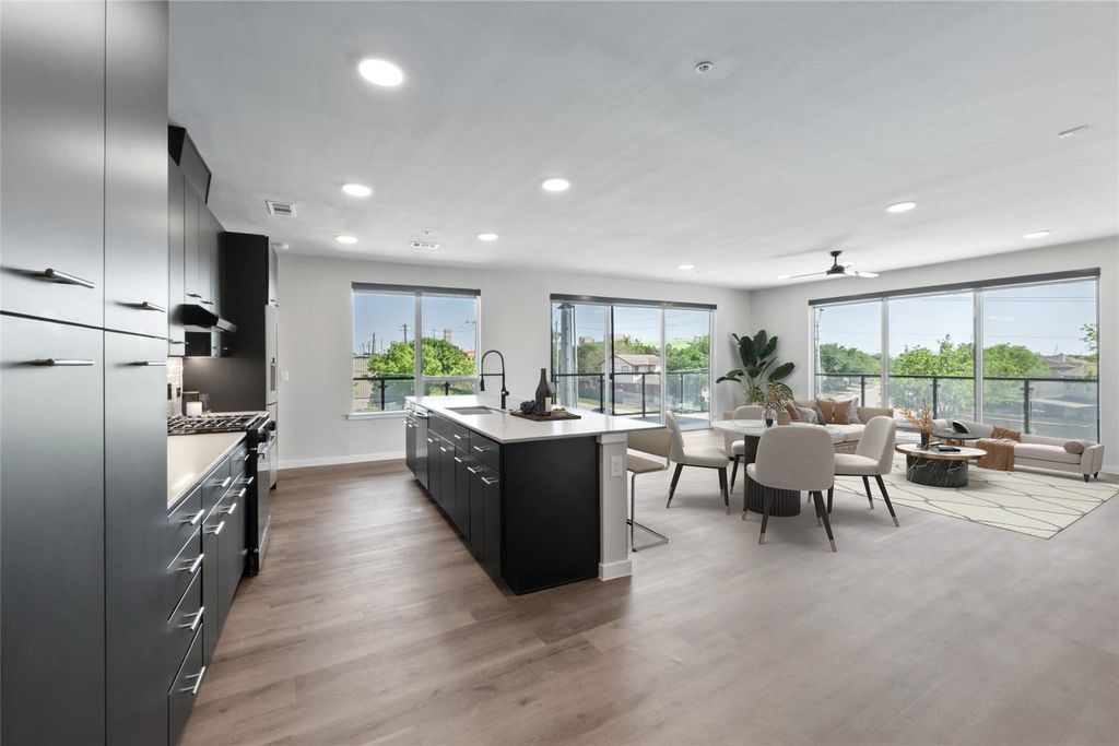Photo for 4510 Terry-O LN #230, Austin, TX 78745 (MLS # 9383810)